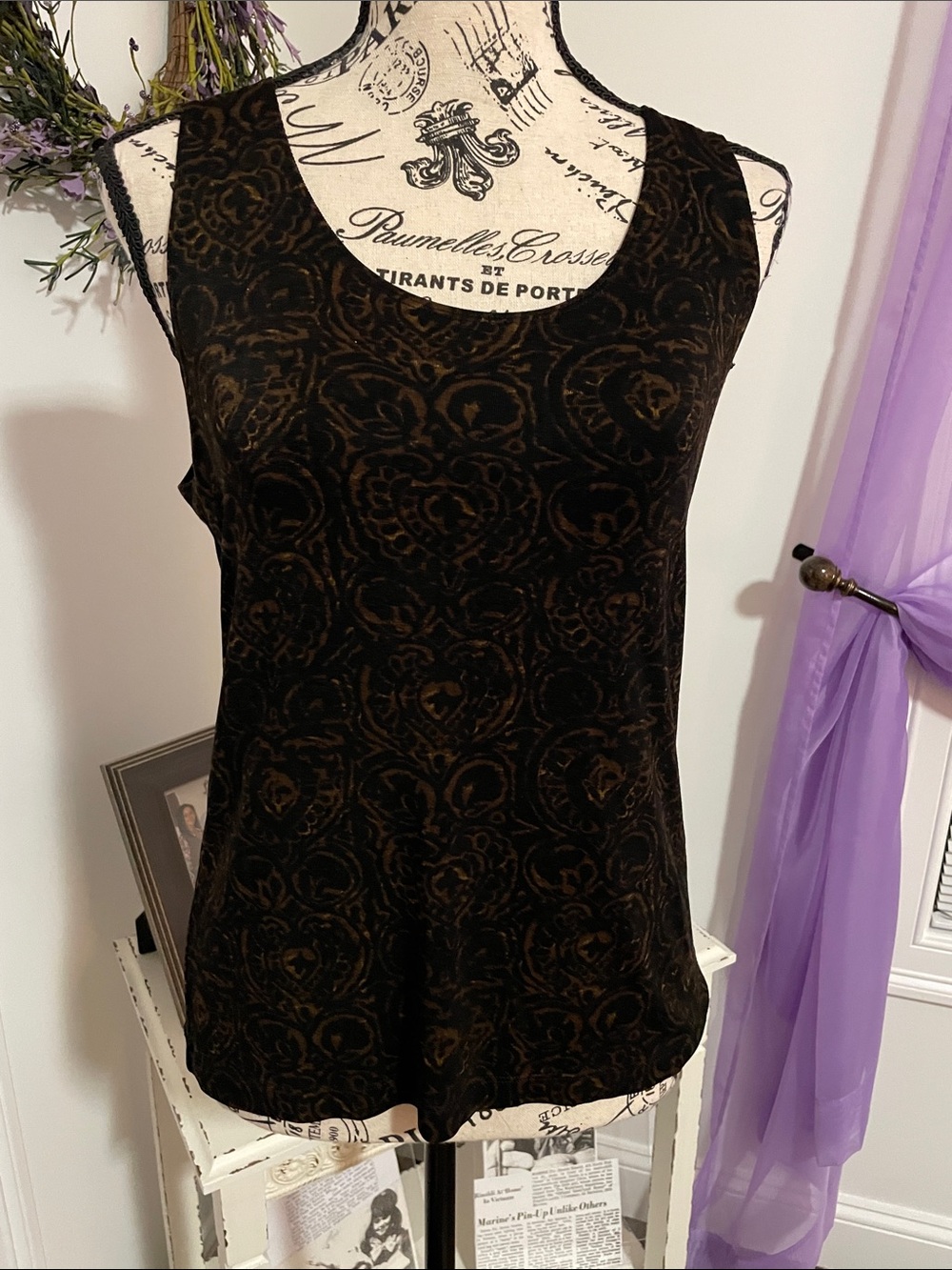 Chico’s Women’s Black & Brown Patterned Scoop Neck Tank Top
